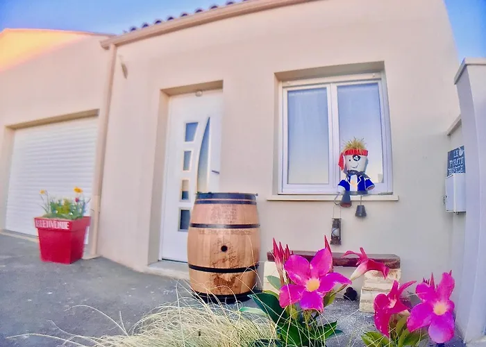 Le Pírate Benèzegîte Insolite,situation Idéale,accueil Attentionné Apartamento *